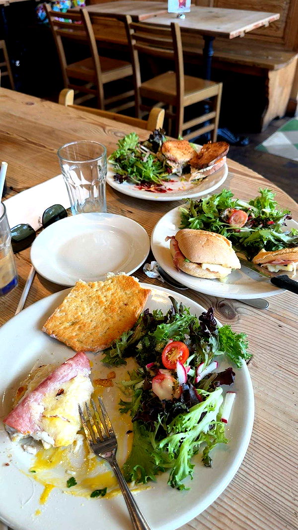 realhaylujan image ~ Altpins