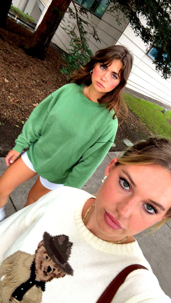 realhaylujan image ~ Altpins