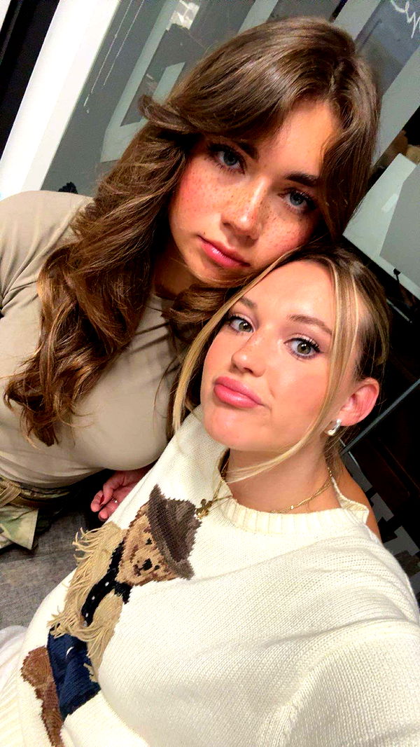 realhaylujan image ~ Altpins