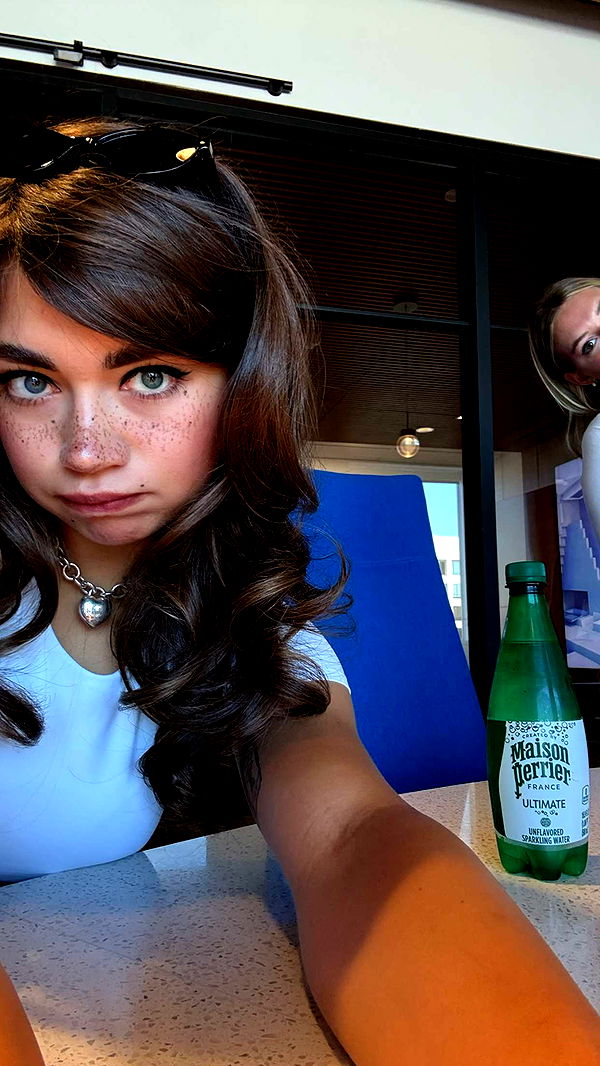 realhaylujan image ~ Altpins