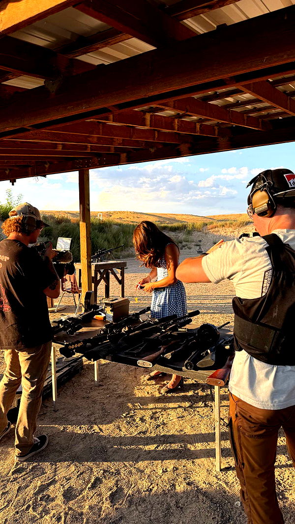 realhaylujan image ~ Altpins