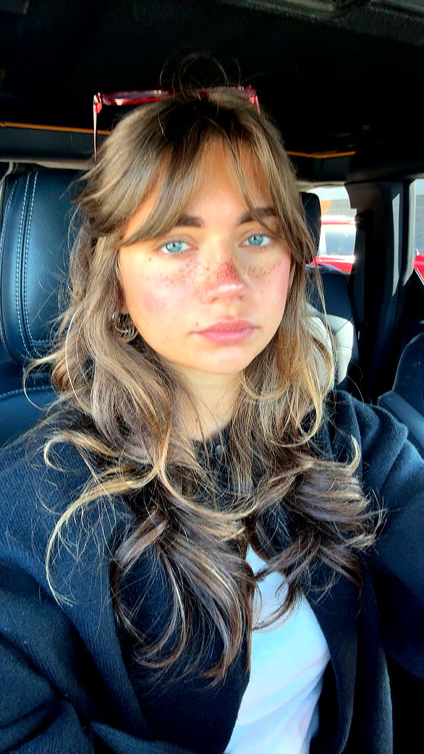 realhaylujan image ~ Altpins