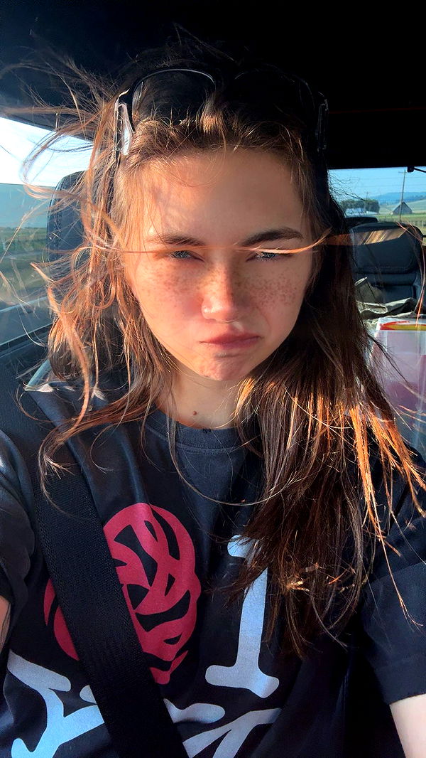 realhaylujan image ~ Altpins