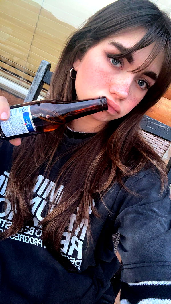 realhaylujan image ~ Altpins