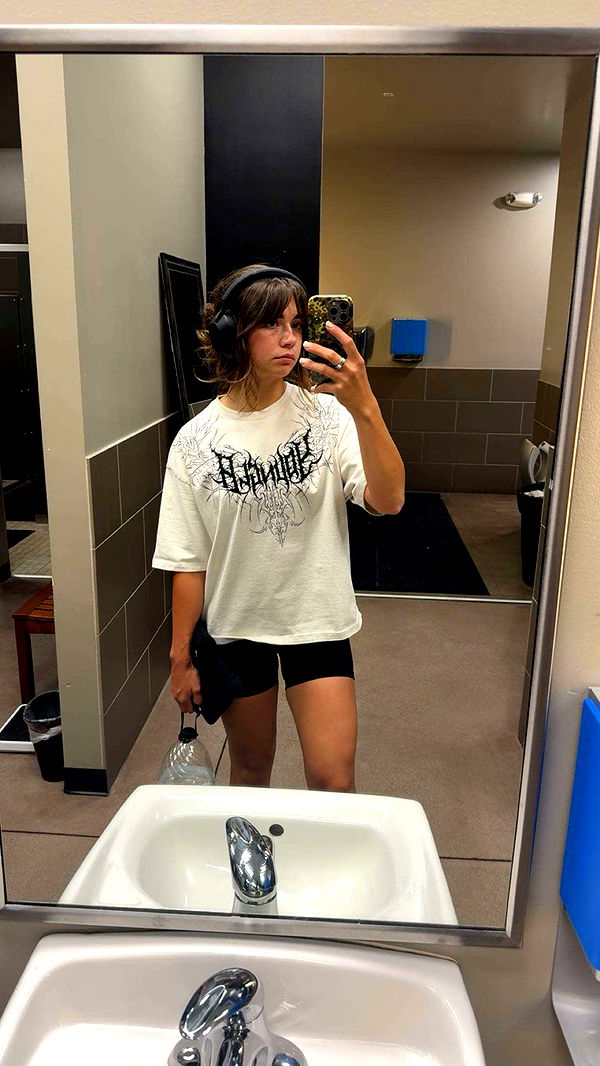 realhaylujan image ~ Altpins