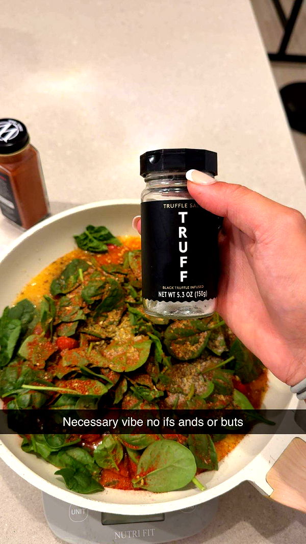 realhaylujan image ~ Altpins