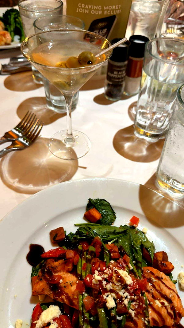 realhaylujan image ~ Altpins