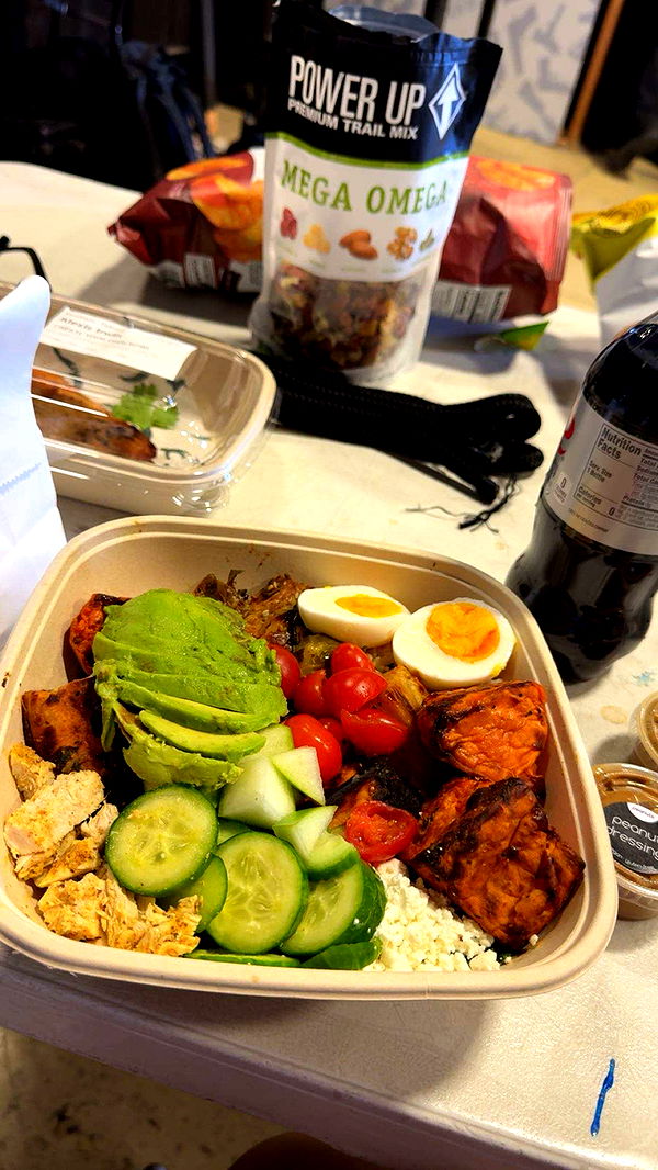 realhaylujan image ~ Altpins