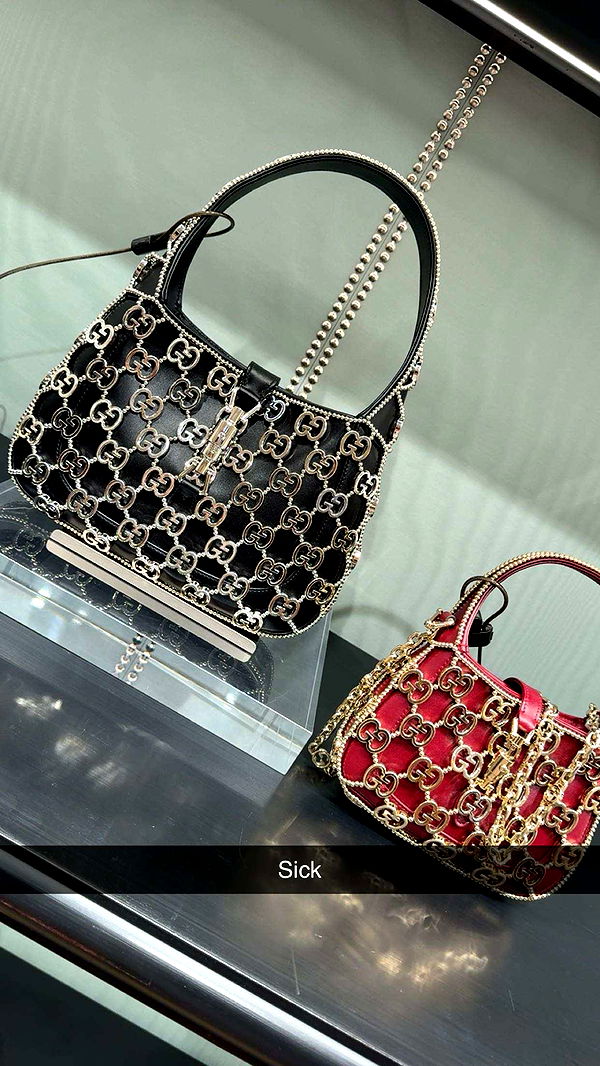 realhaylujan image ~ Altpins