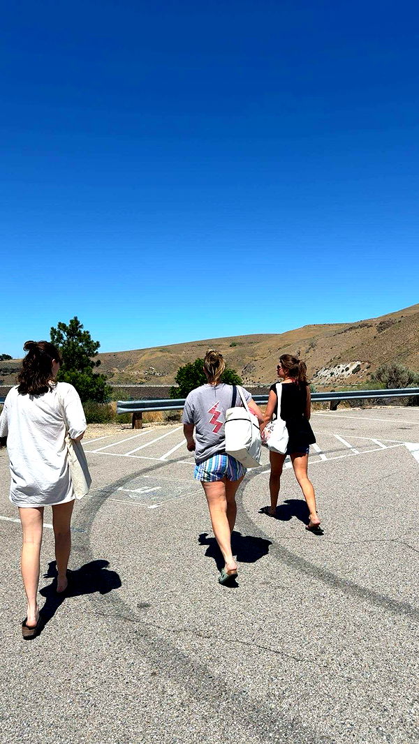 realhaylujan image ~ Altpins