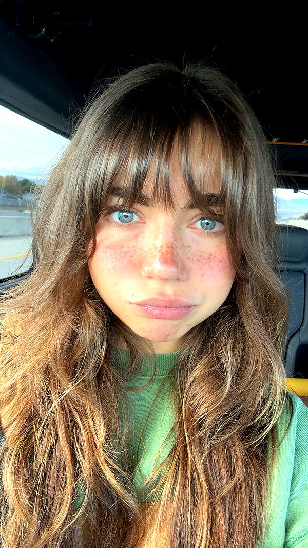 realhaylujan image ~ Altpins