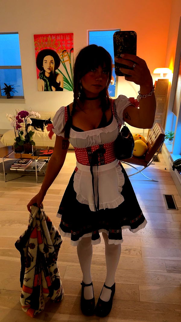 realhaylujan image ~ Altpins