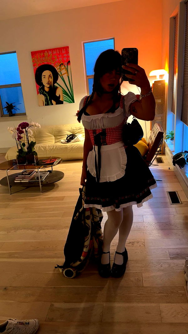 realhaylujan image ~ Altpins