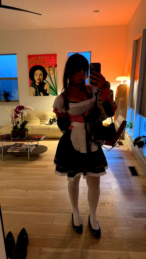 realhaylujan image ~ Altpins