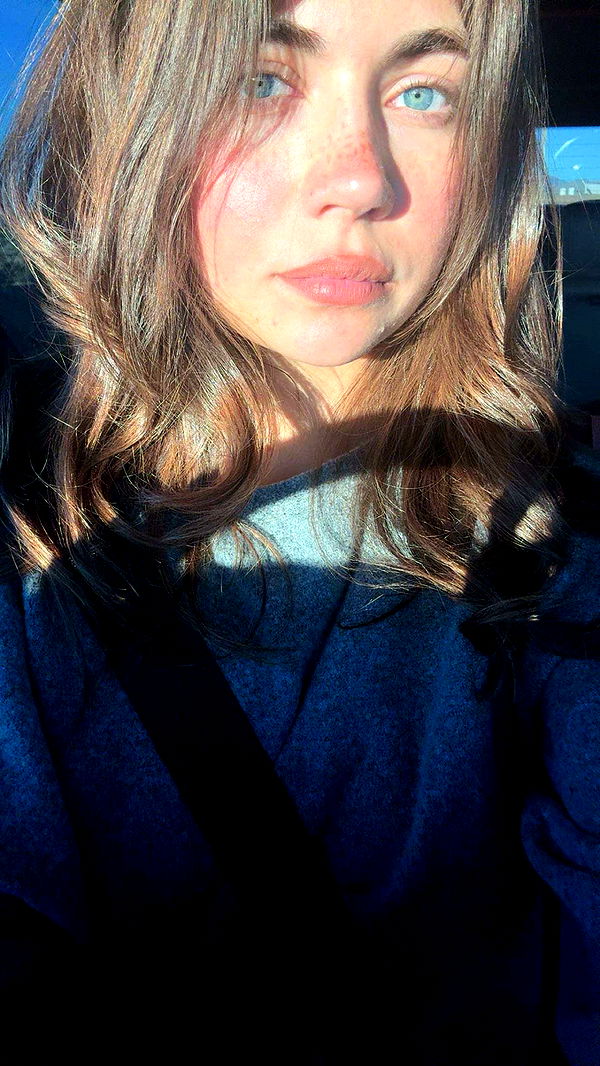 realhaylujan image ~ Altpins