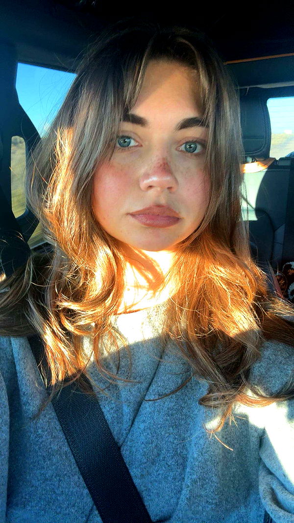 realhaylujan image ~ Altpins