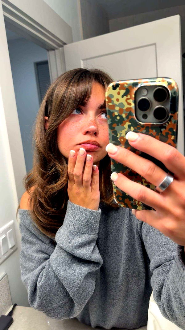 realhaylujan image ~ Altpins