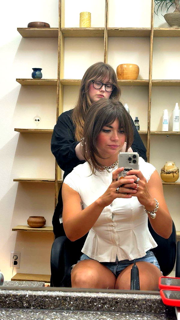 realhaylujan image ~ Altpins