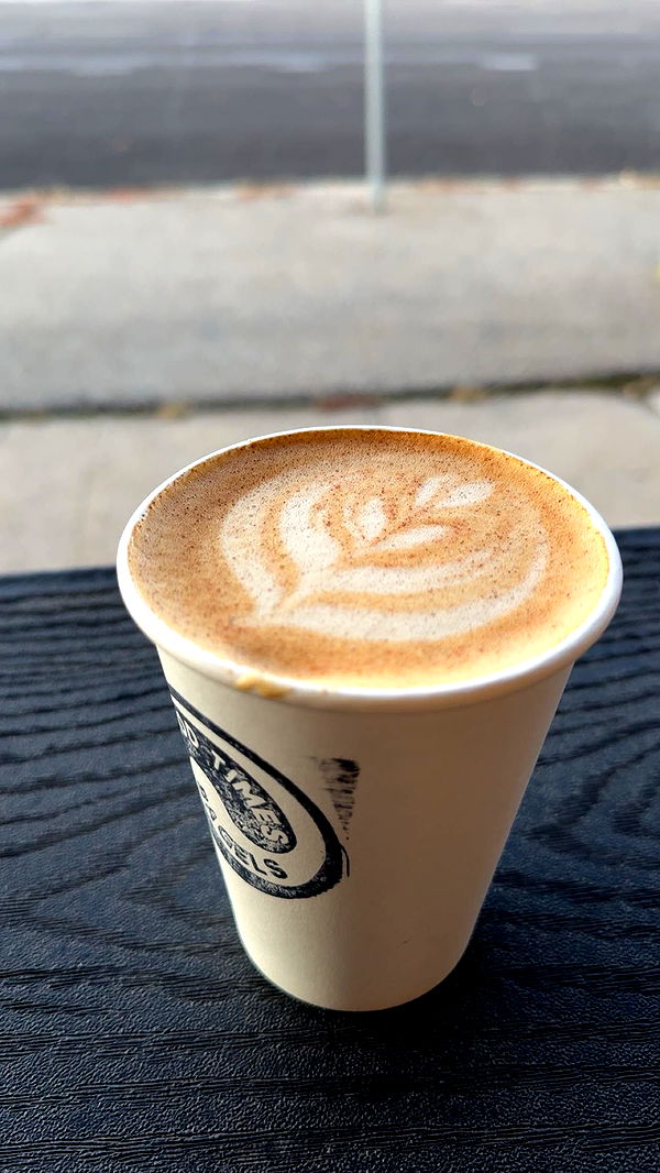 realhaylujan image ~ Altpins