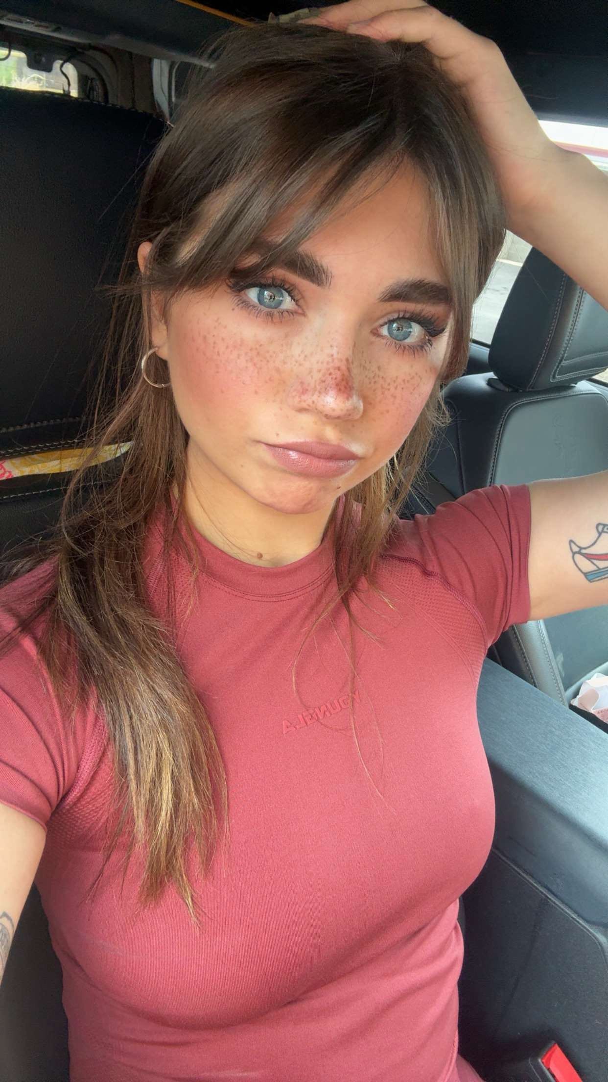 realhaylujan snapchat image archive image