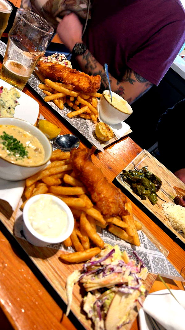 realhaylujan image ~ Altpins