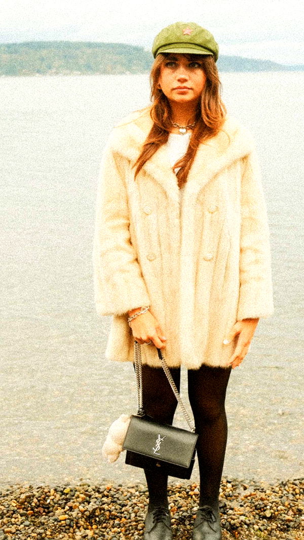 realhaylujan image ~ Altpins