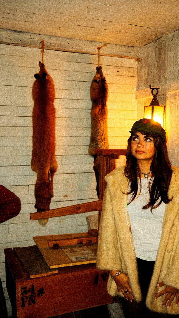 realhaylujan image ~ Altpins