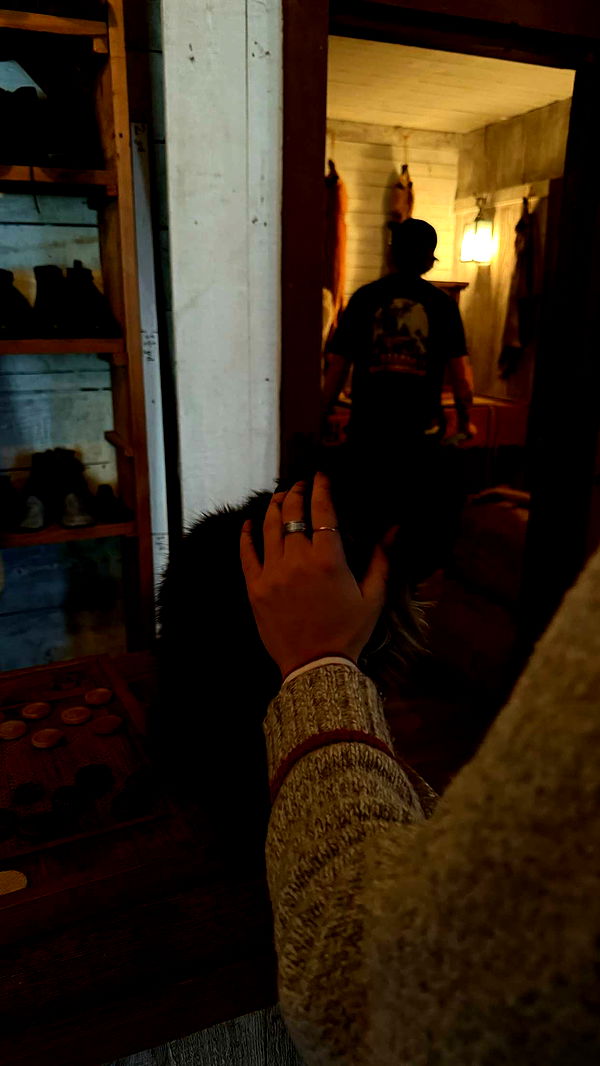 realhaylujan image ~ Altpins