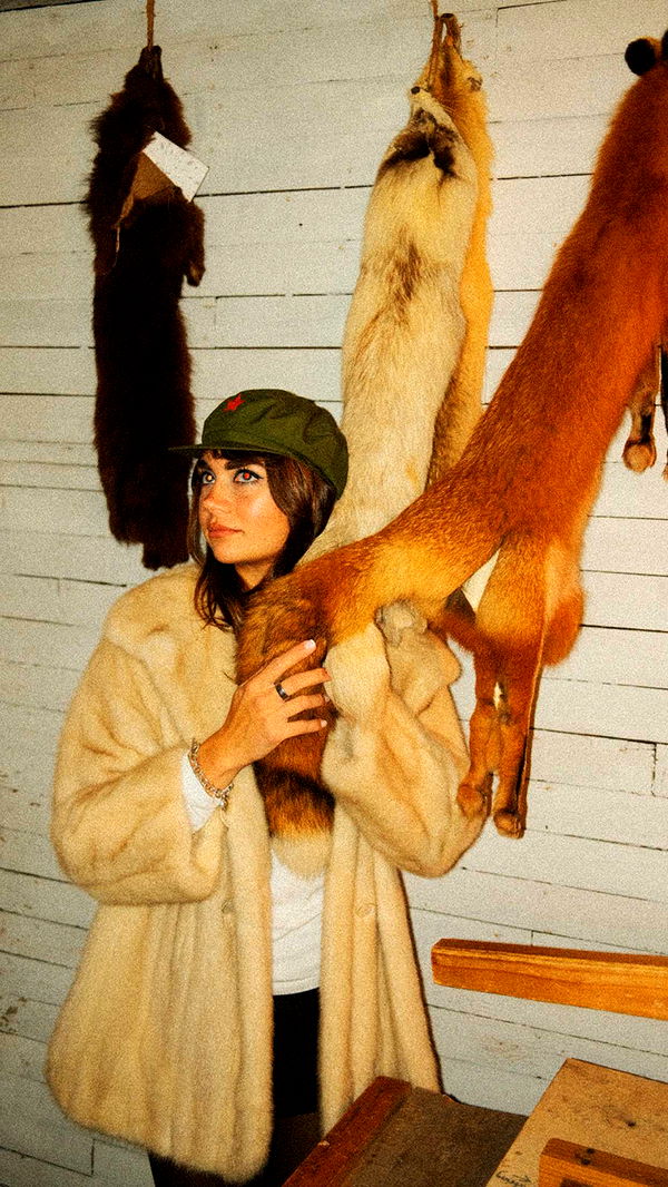 realhaylujan image ~ Altpins