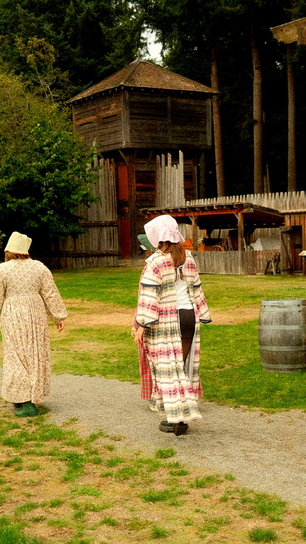 realhaylujan image ~ Altpins