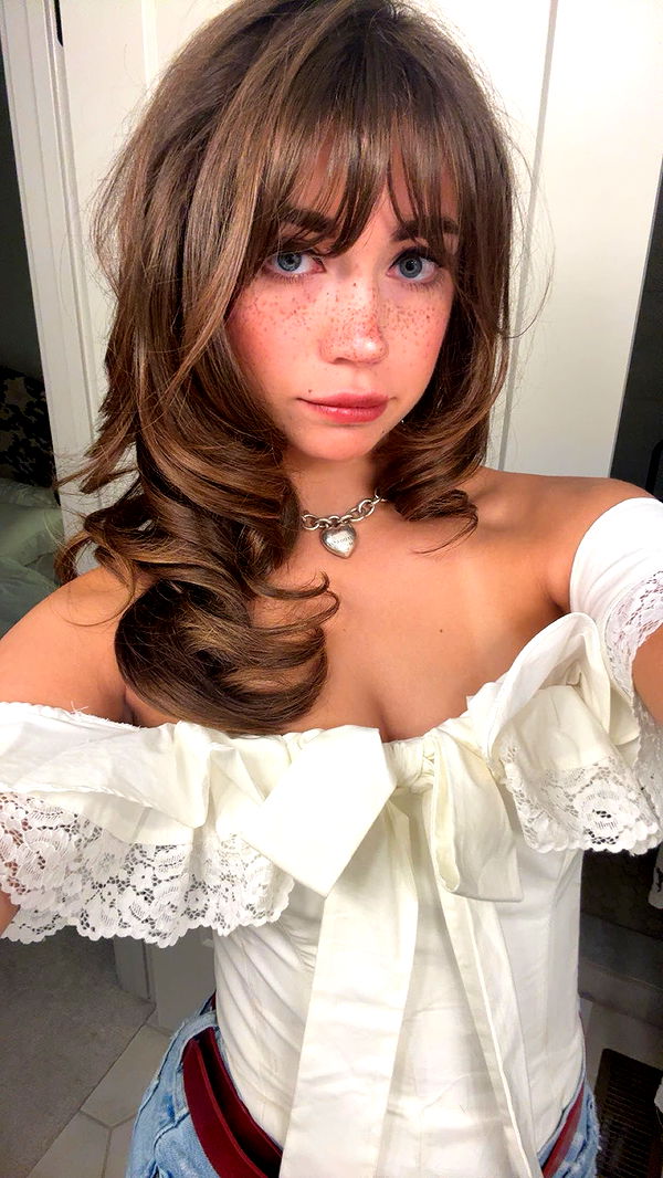 realhaylujan image ~ Altpins