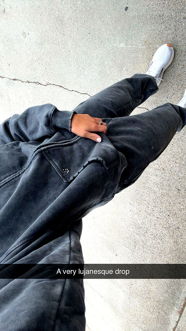 realhaylujan image ~ Altpins