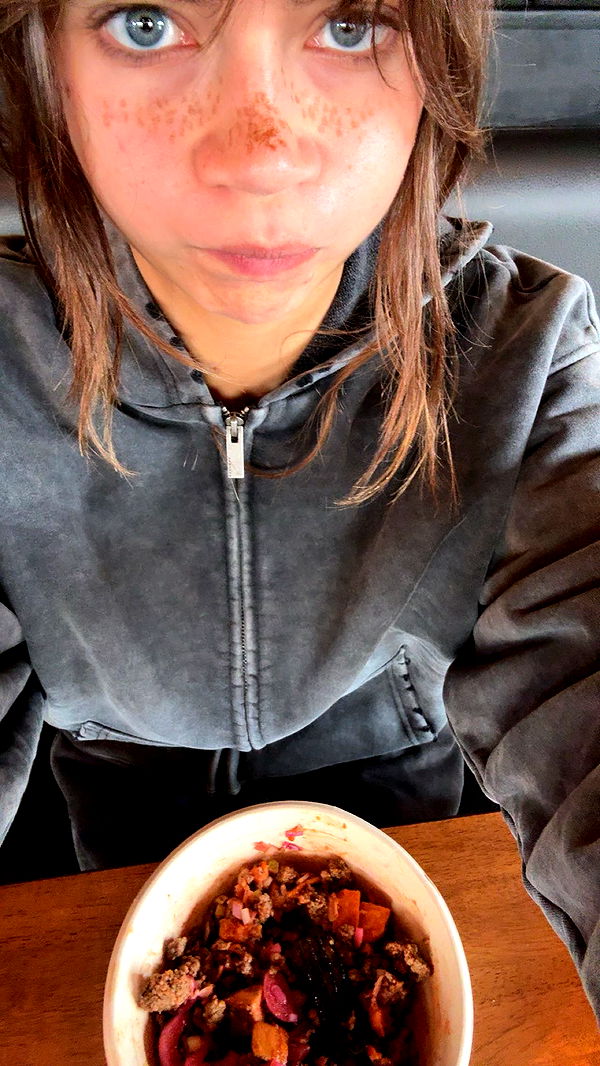 realhaylujan image ~ Altpins