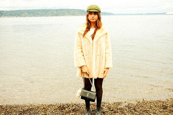 realhaylujan image ~ Altpins