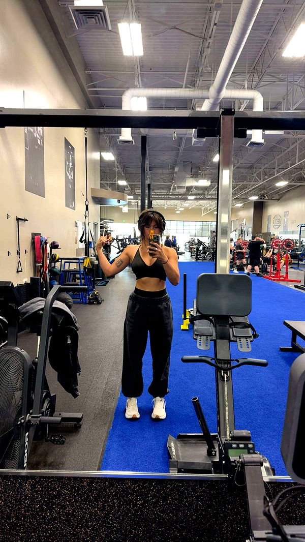 realhaylujan image ~ Altpins