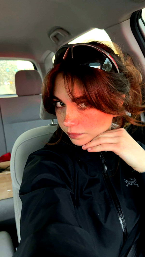 realhaylujan image ~ Altpins