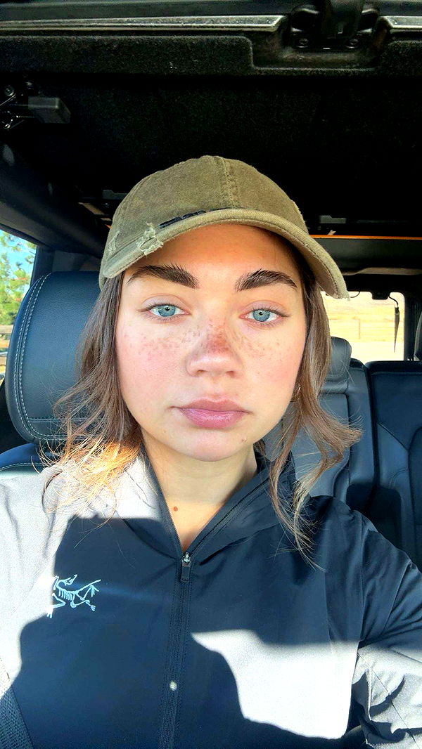 realhaylujan image ~ Altpins