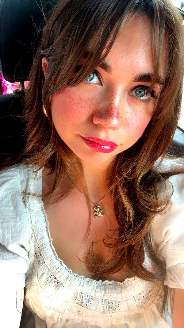 realhaylujan image ~ Altpins