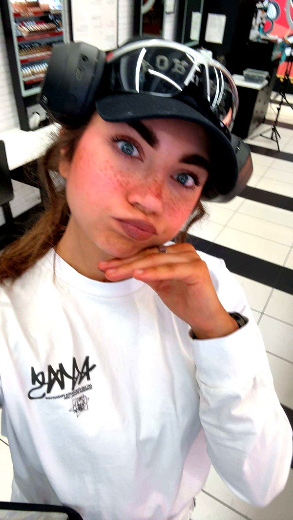 realhaylujan image ~ Altpins