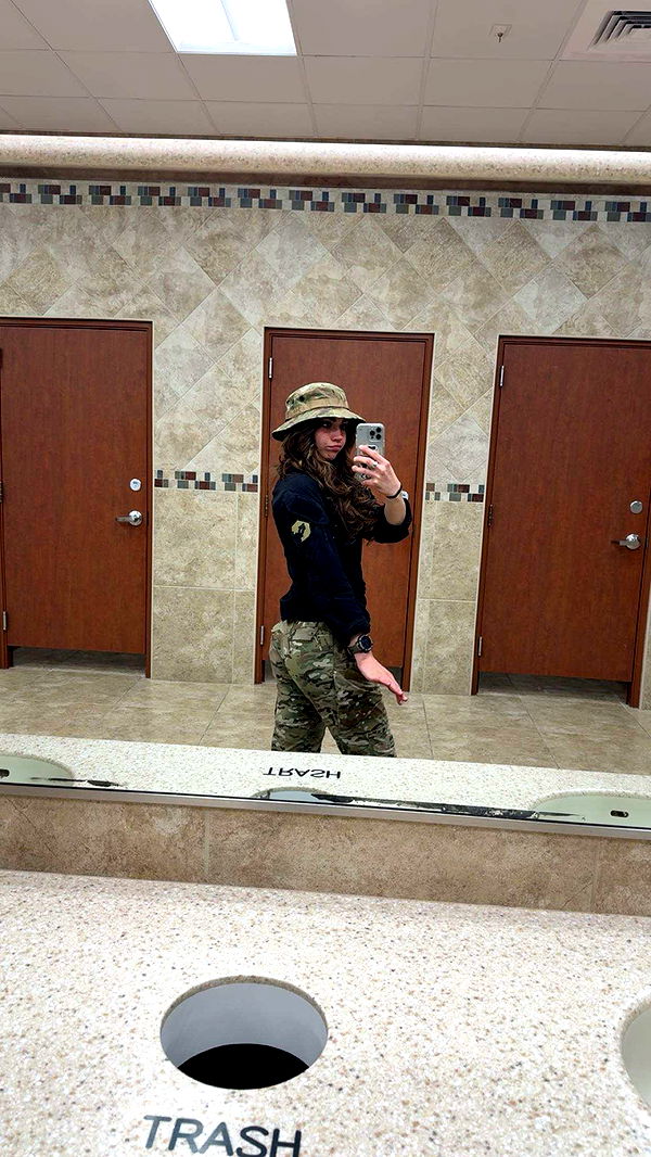 realhaylujan image ~ Altpins