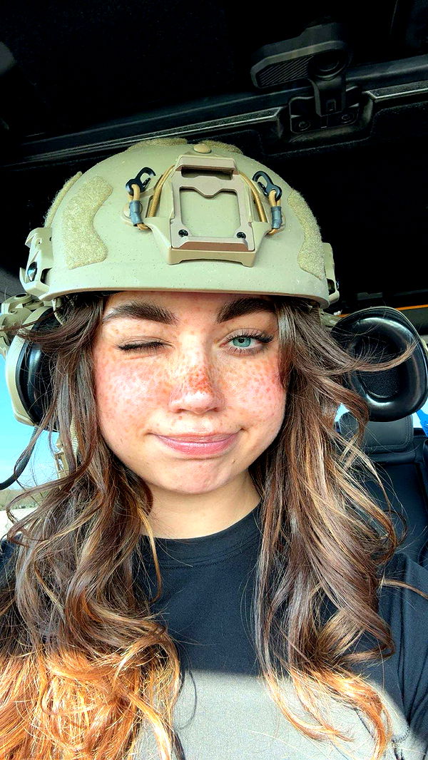 realhaylujan image ~ Altpins