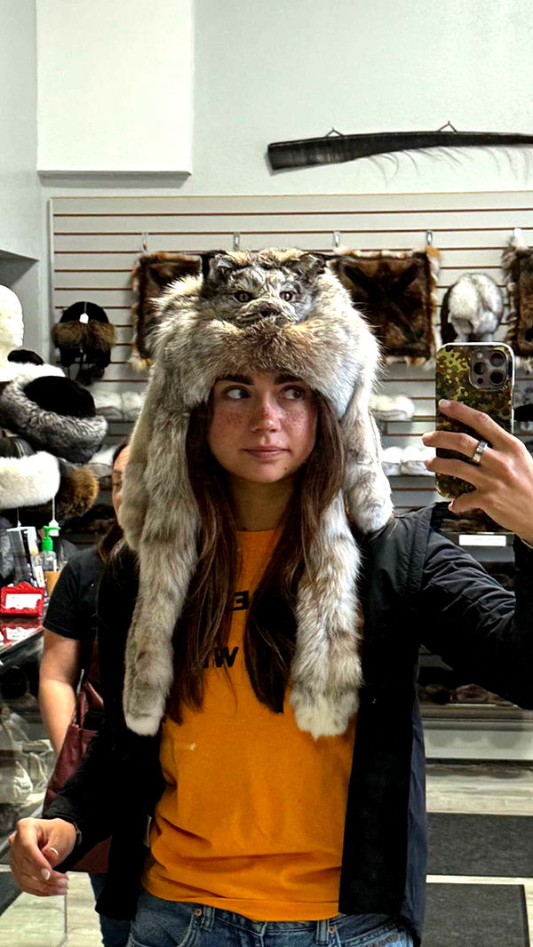 realhaylujan image ~ Altpins