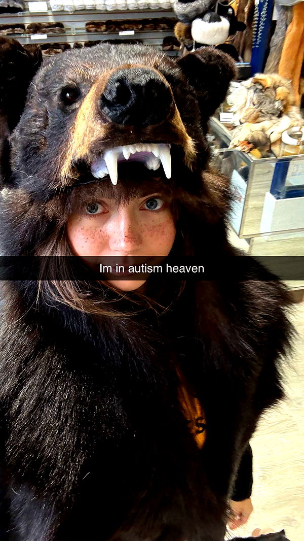 realhaylujan image ~ Altpins