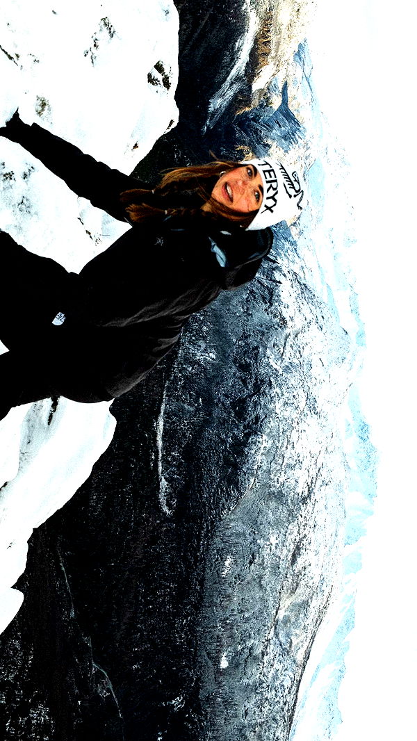 realhaylujan image ~ Altpins