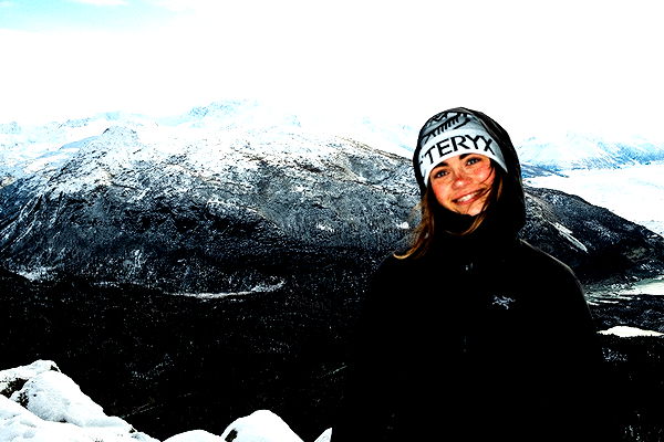 realhaylujan image ~ Altpins