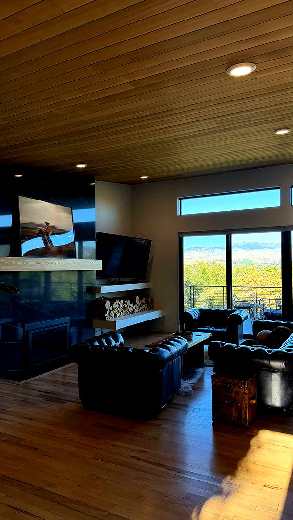 realhaylujan image ~ Altpins