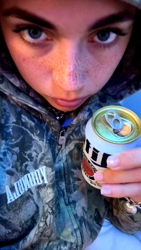 realhaylujan image ~ Altpins