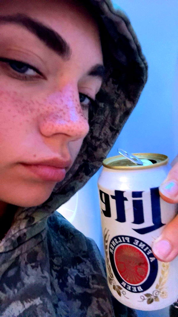 realhaylujan image ~ Altpins