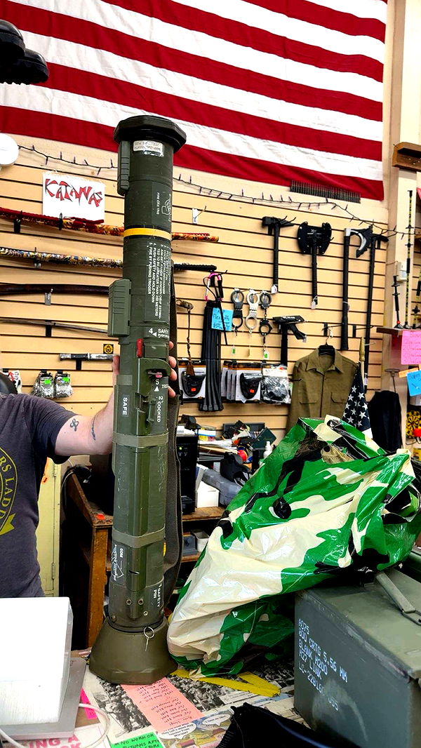 realhaylujan image ~ Altpins