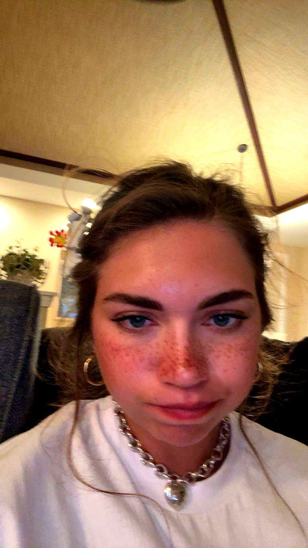 realhaylujan image ~ Altpins